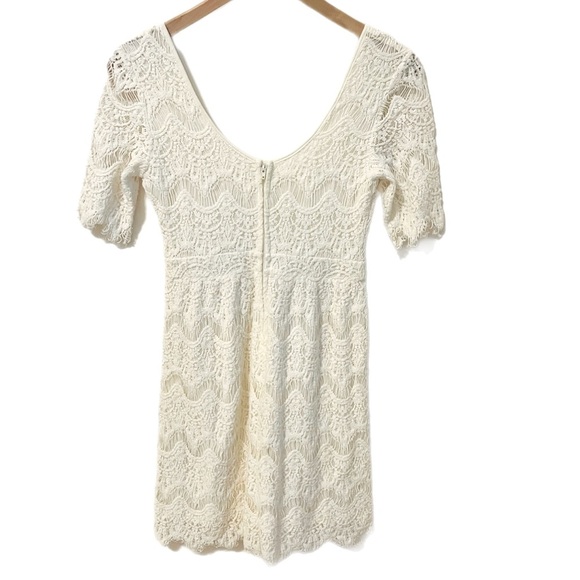 NWOT Pins and Needles Lace Crochet Lace Mini Shift Dress in Ivory Size Small - Picture 6 of 9